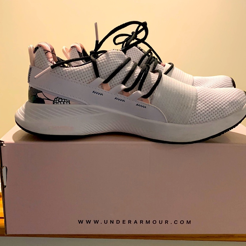 Underarmour - sneakers size 8 white